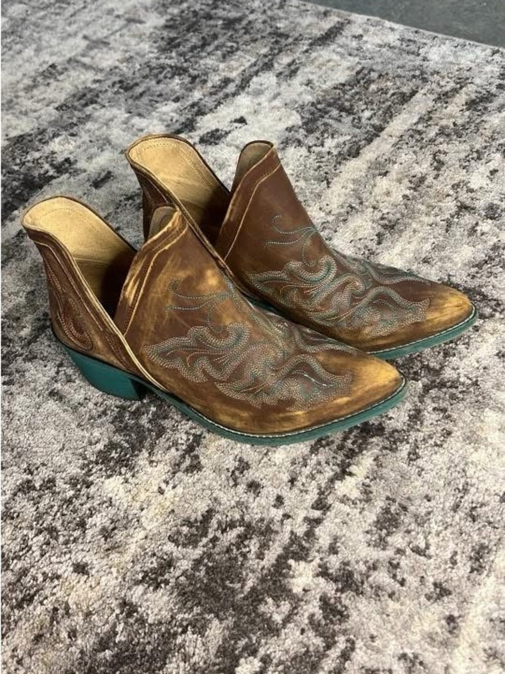 Circle G by Corral Brown Leather Western Ankle Booties with Teal Sole